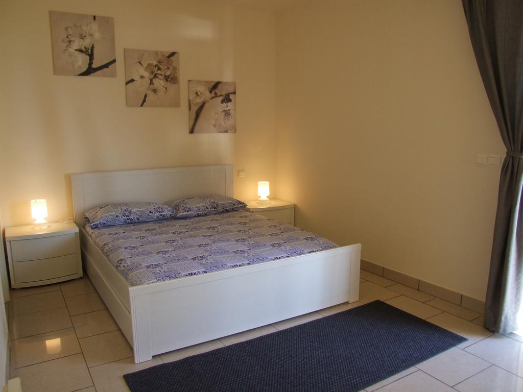 Appartement Au Chateau Vallaya Menton Exteriér fotografie
